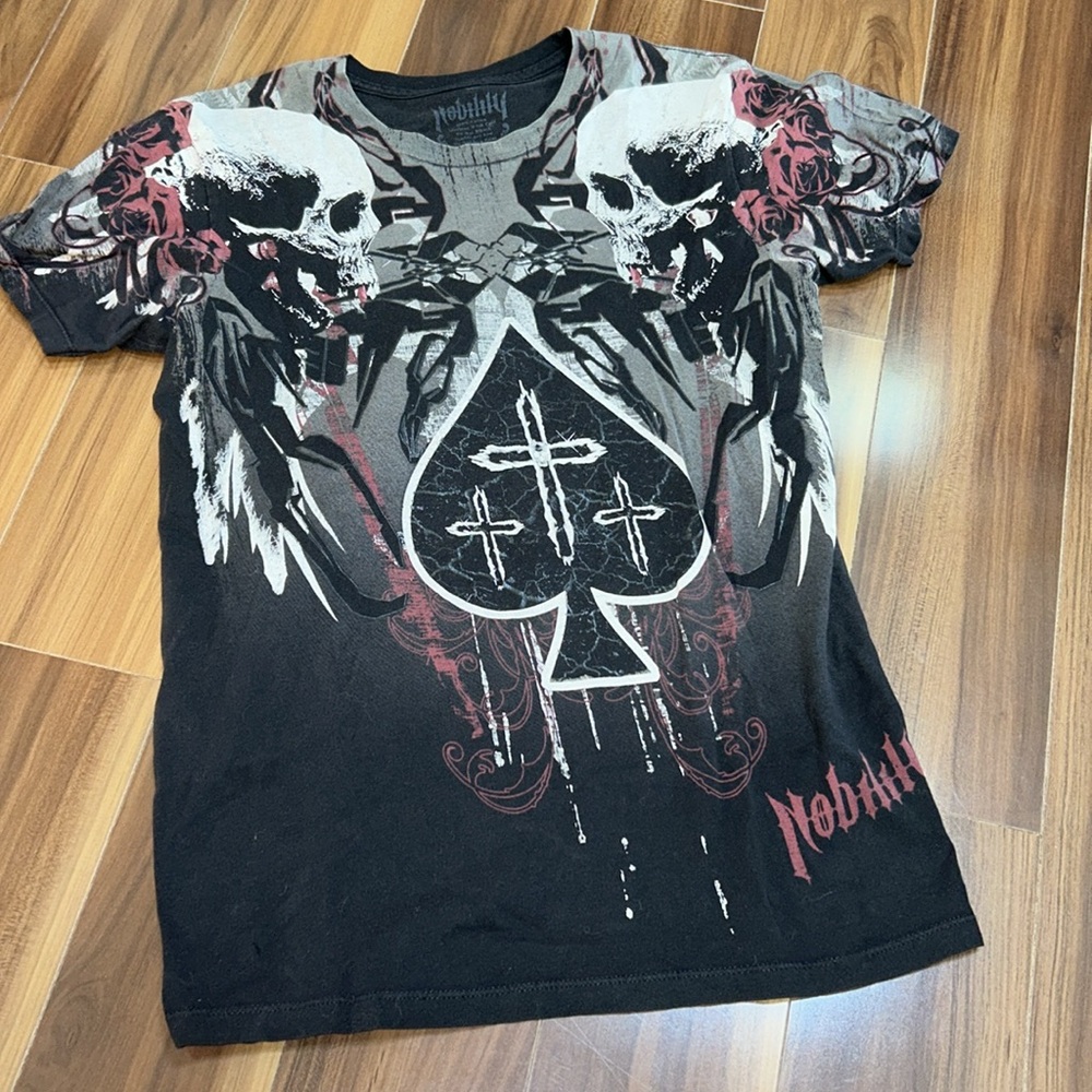 Small men’s nobility skull spade cross tee T-shirt 100% cotton